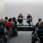 Greta Wagner im Gespräch mit Ferdinand Sutterlüty zum Buch
Widerstehen
Lesung in der Universitätsbibliothek
bei Leipzig liest / Buchmesse 2025 Leipzig
Foto: UBL Thomas Kademann