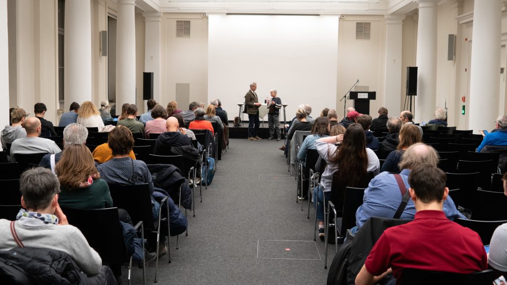Ute Daniel Daniel im Gespräch mit Dirk van Laak zu ihrem Buch: Im Zwischenreich. Eine Geschichte der Weimarer Republik 1918 bis 1933, Foto: Universitätsbibliothek Leipzig